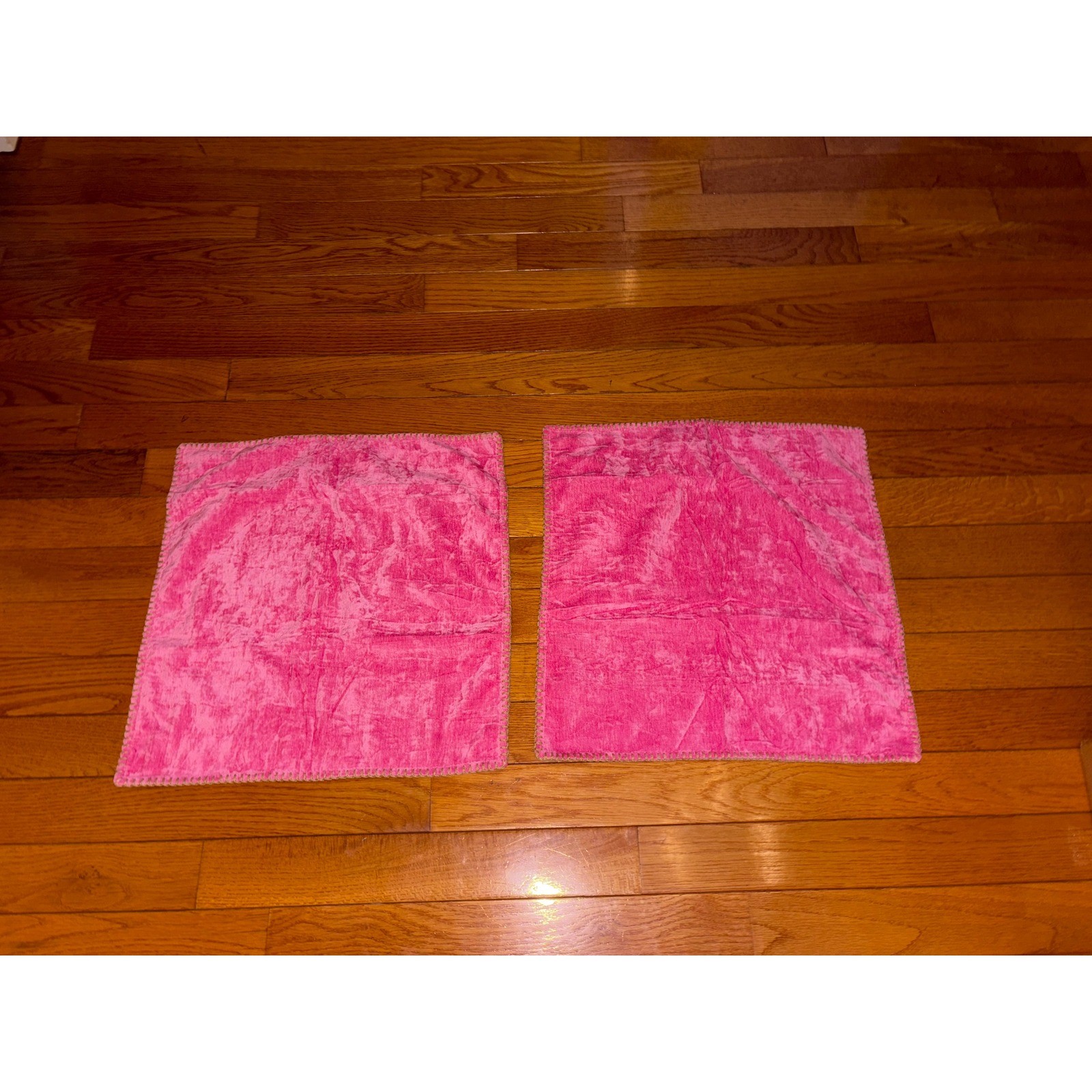 NWOT Pink Velvet Pillow Cases Set of 2 Textured Decorative Throw Pillows Covers