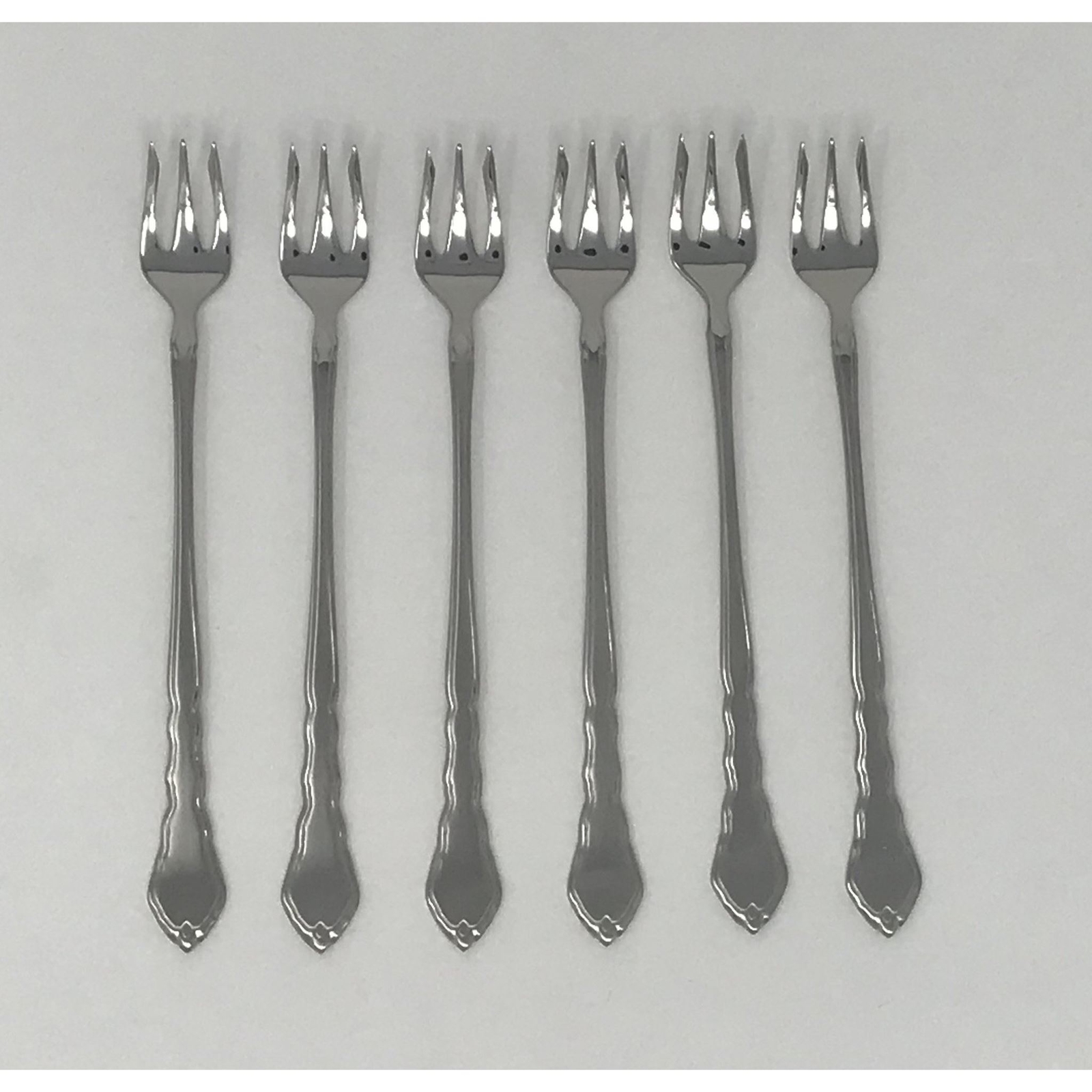 USA SELLER 6 SATINIQUE SEAFOOD / COCKTAIL FORKS ONEIDA NEW 18/8