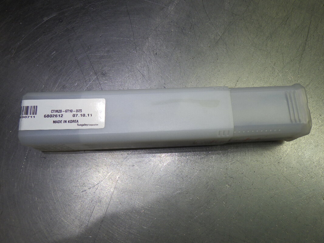Tungaloy 1.563" Coolant Thru Grooving Bar 1.25" Shank CTIR20-6T10-D25 (LOC1873D)