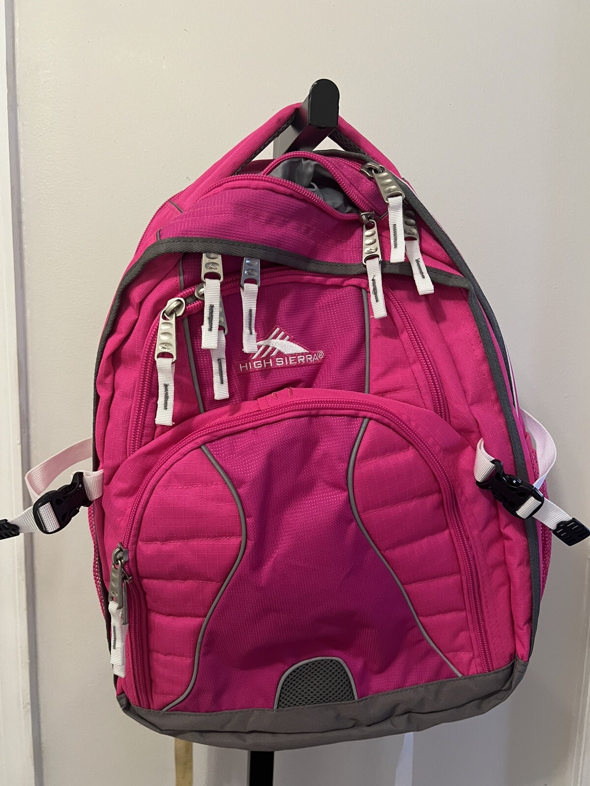 High Sierra Back Pack