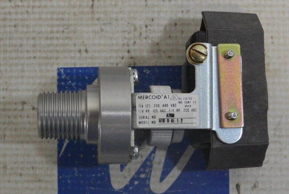 Mercoid A1B-0-AL-1-2 Pressure Switch