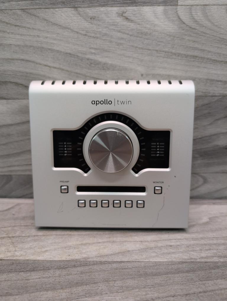 Universal Audio Apollo Twin Desktop Audio Interface (A1D024035)