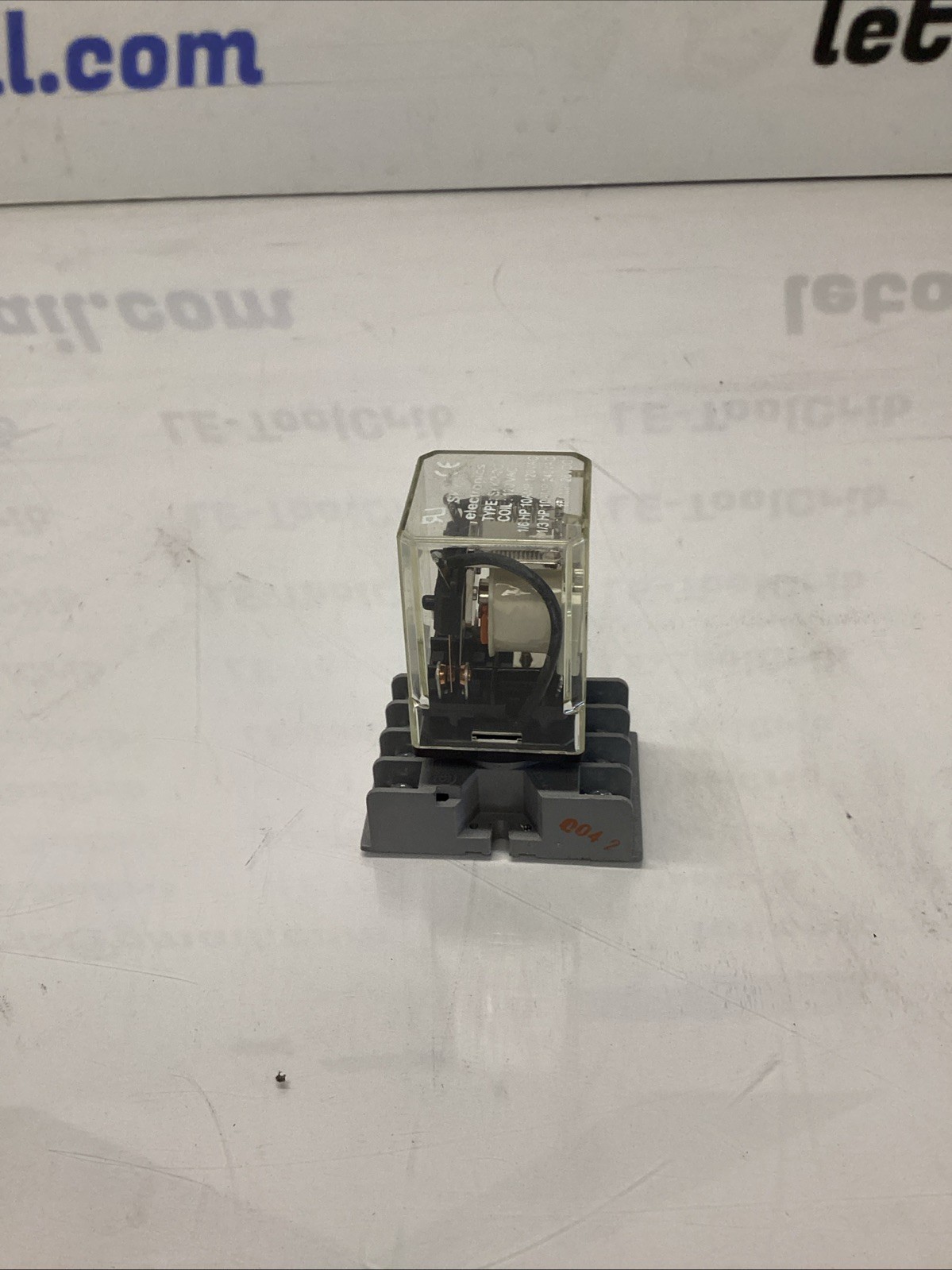SKY ELECTRONICS SKKP-2C W/ Base L-562