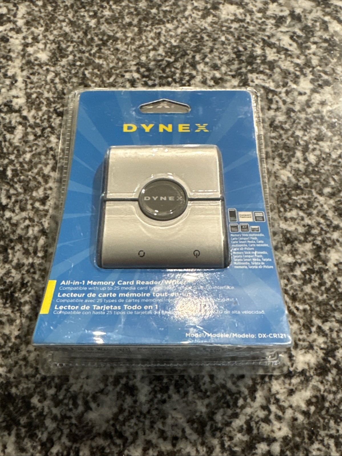 DYNEX ALL IN 1 CARD READER DX-CR121 Brand New Factory Sealed