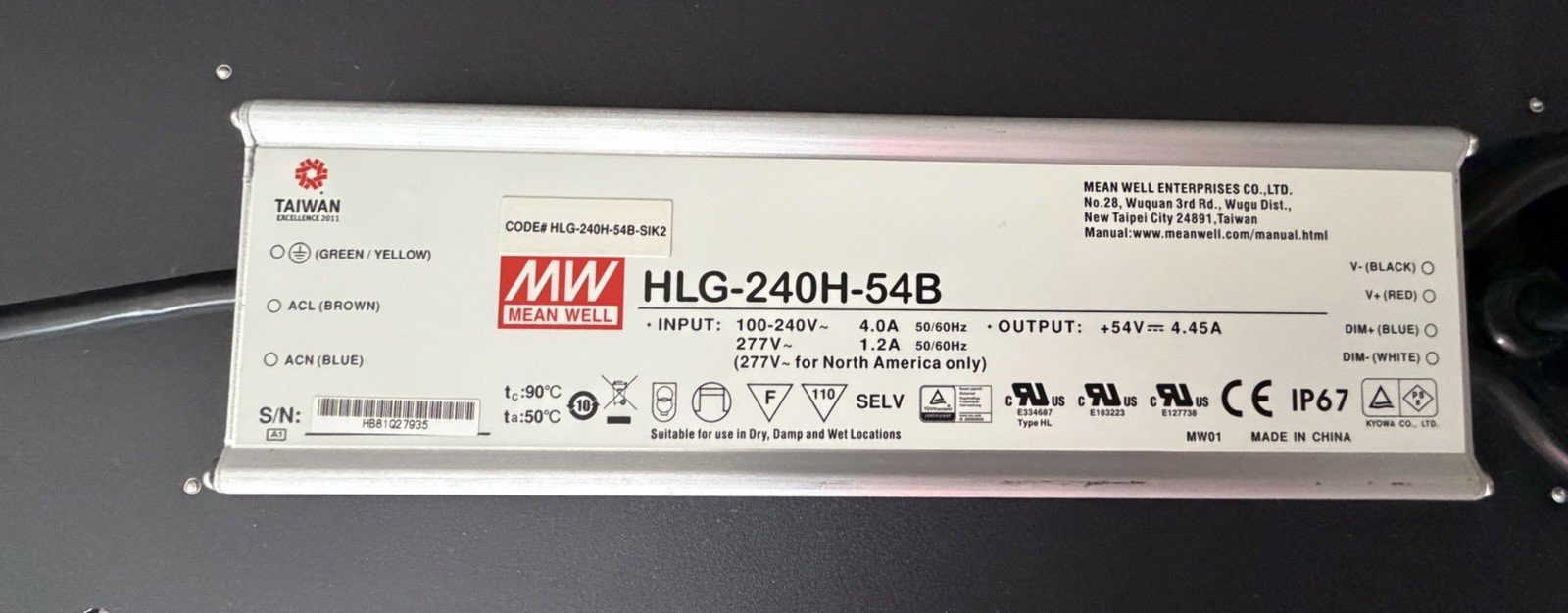 HLG Quantum Board QB 200 LED Grow Light with Dimmer Controller