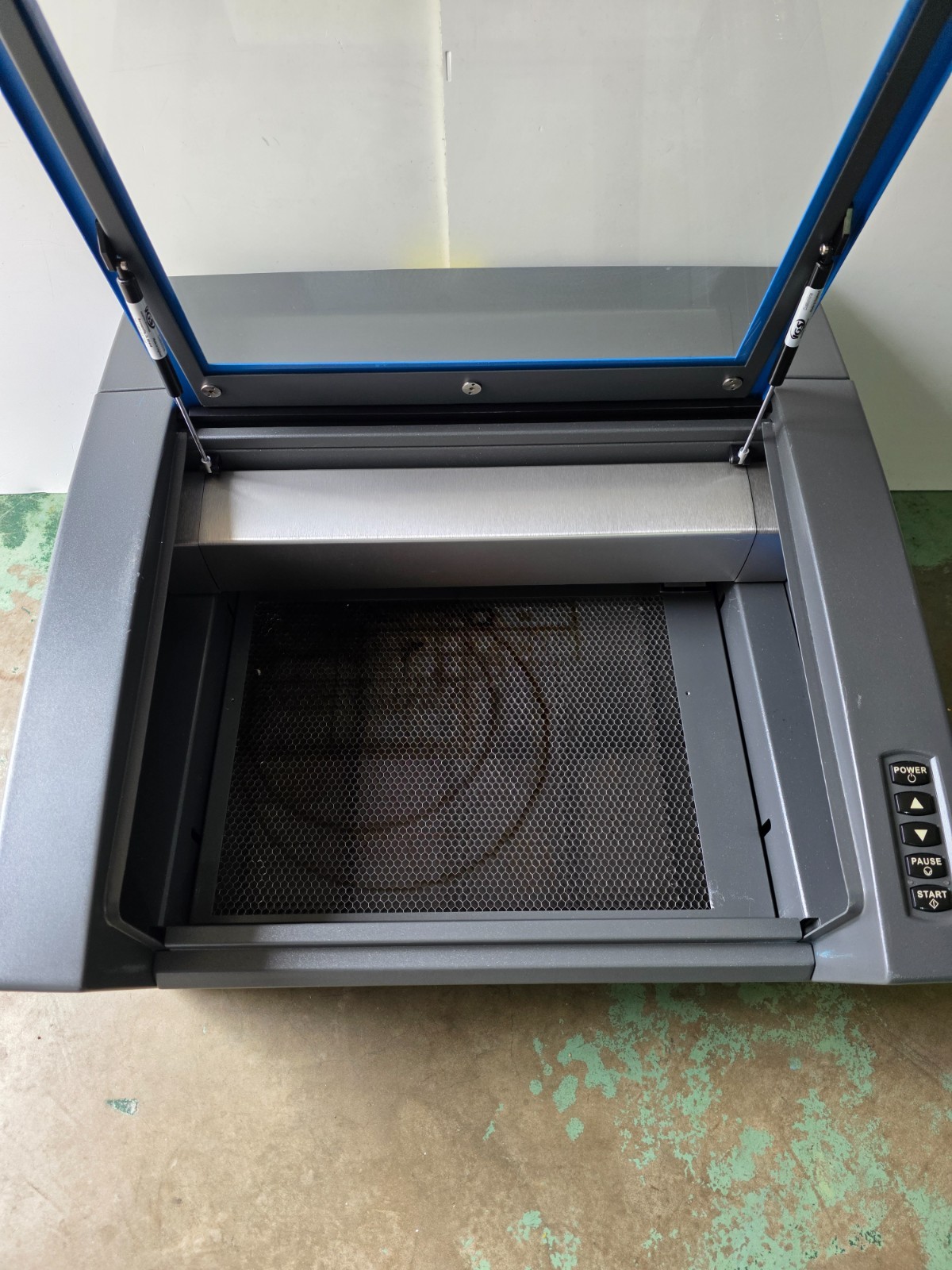 Universal Laser Systems VLS230dt Engraving 12" x 24" honeycomb Bed.