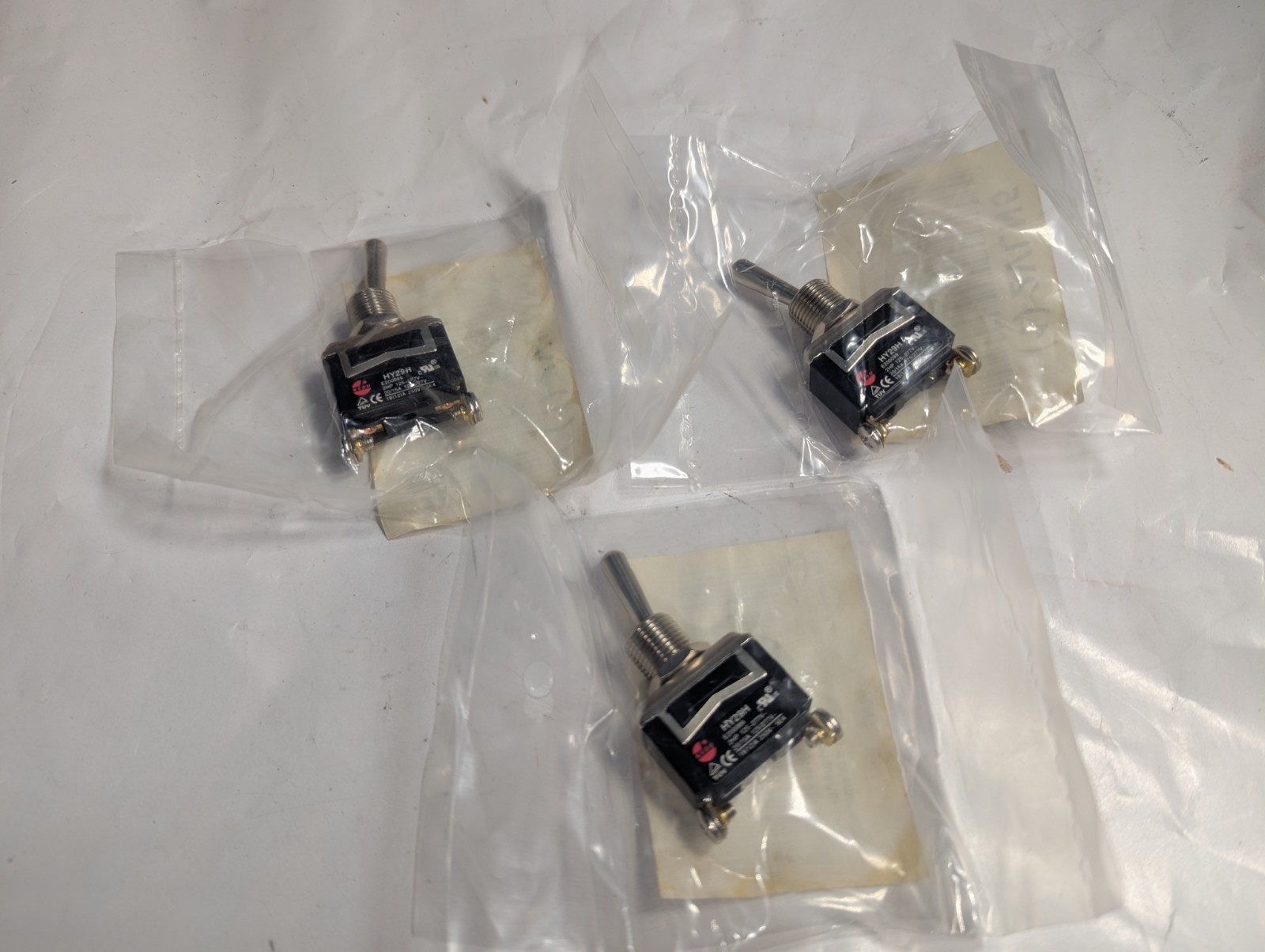 NEW LOT OF 3 GENUINE GRAINGER 2VLN5 TOGGLE SWITCHES