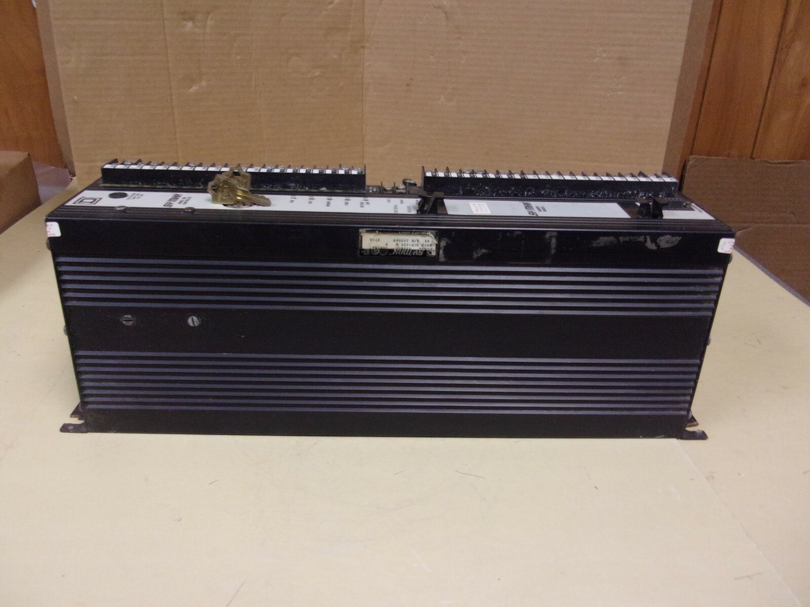 Square D SY/Max 8020-SCP-121-R Controller With Memory Module Model 100