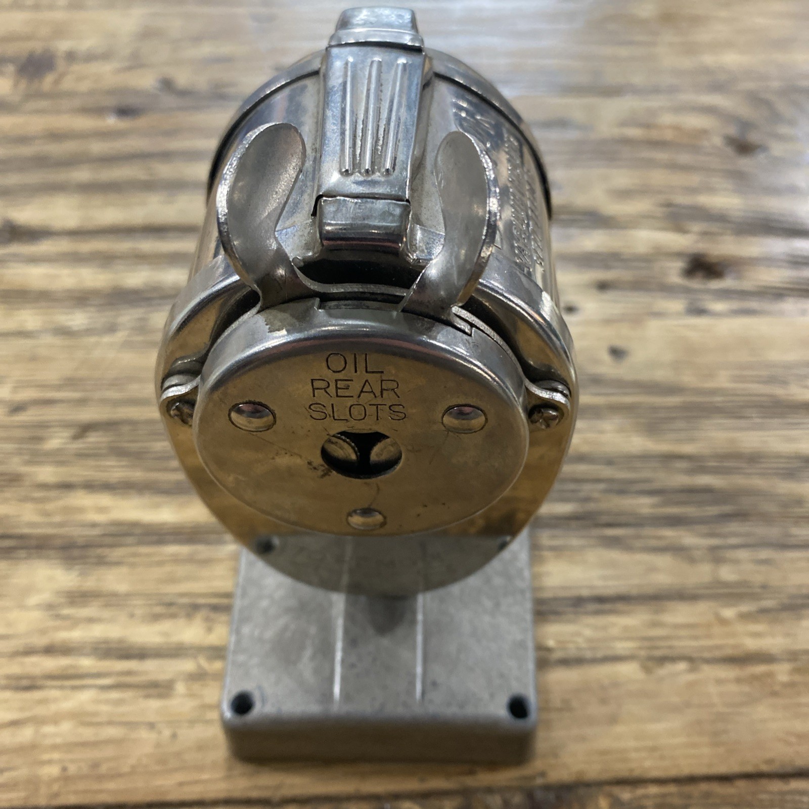 Vintage Boston Vacuum Mount Self-Feeder Manual Table Mount Pencil Sharpener
