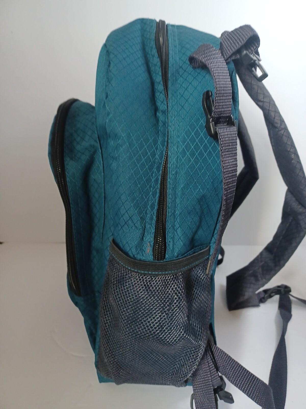 Magellan Outdoors Insulated Backpack 14 x 12 in inside dimensions