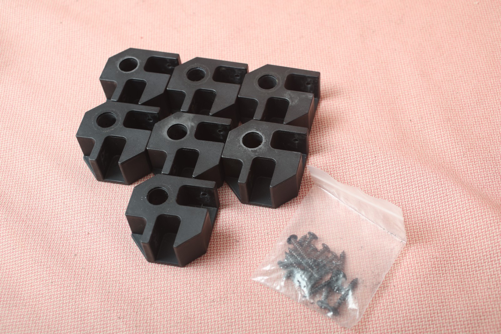 Used End Caps for Axler PSR-33 Portable Medium Duty Shooting Riser (3 x 3')