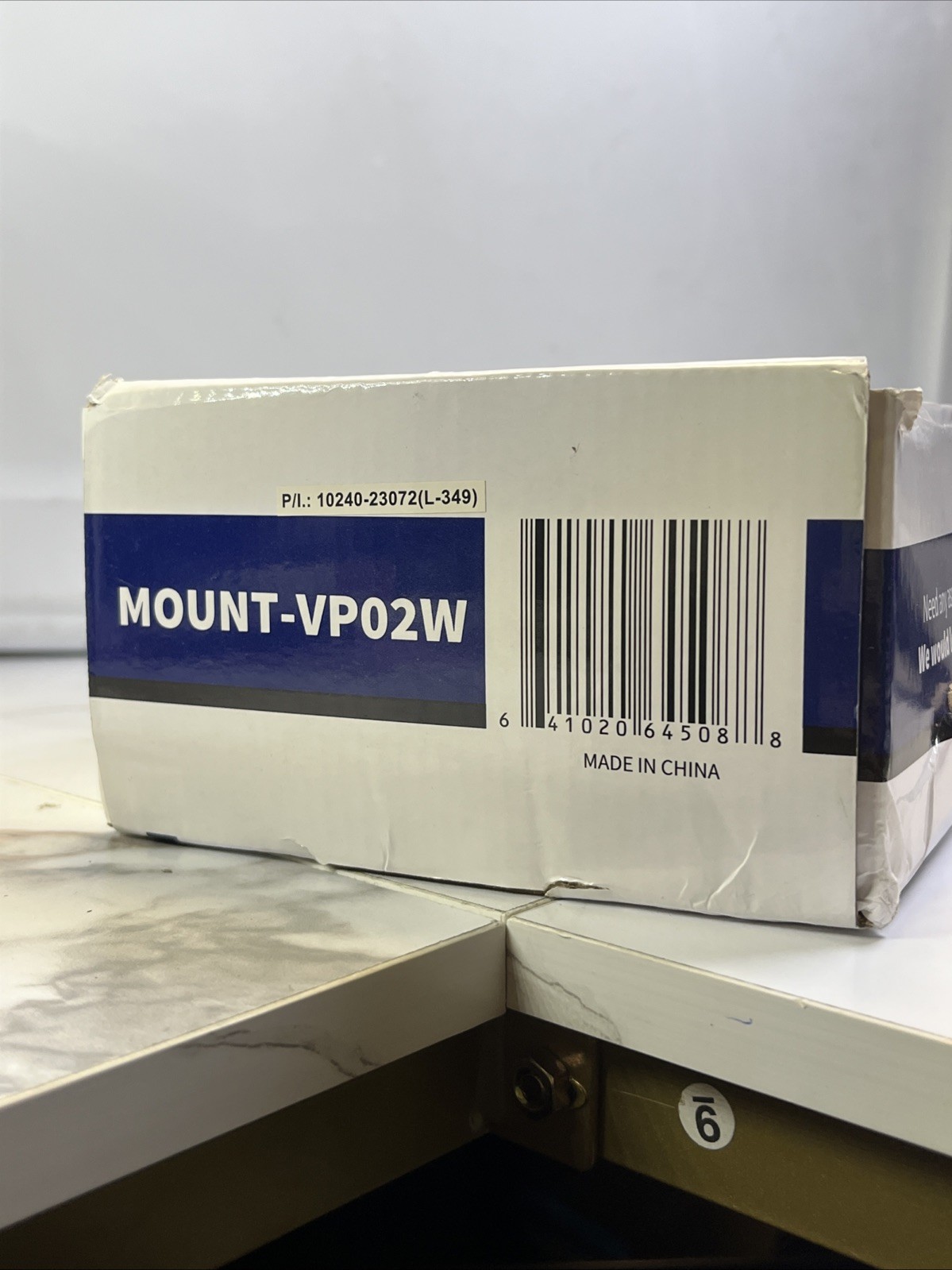 Vic Mount Vpo2w Whir Projector Ceiling Mount