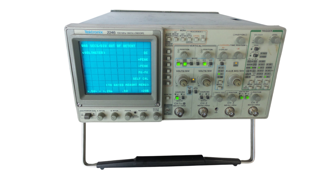 Tektronix 2246 100 MHz Oscilloscope - Free Shipping