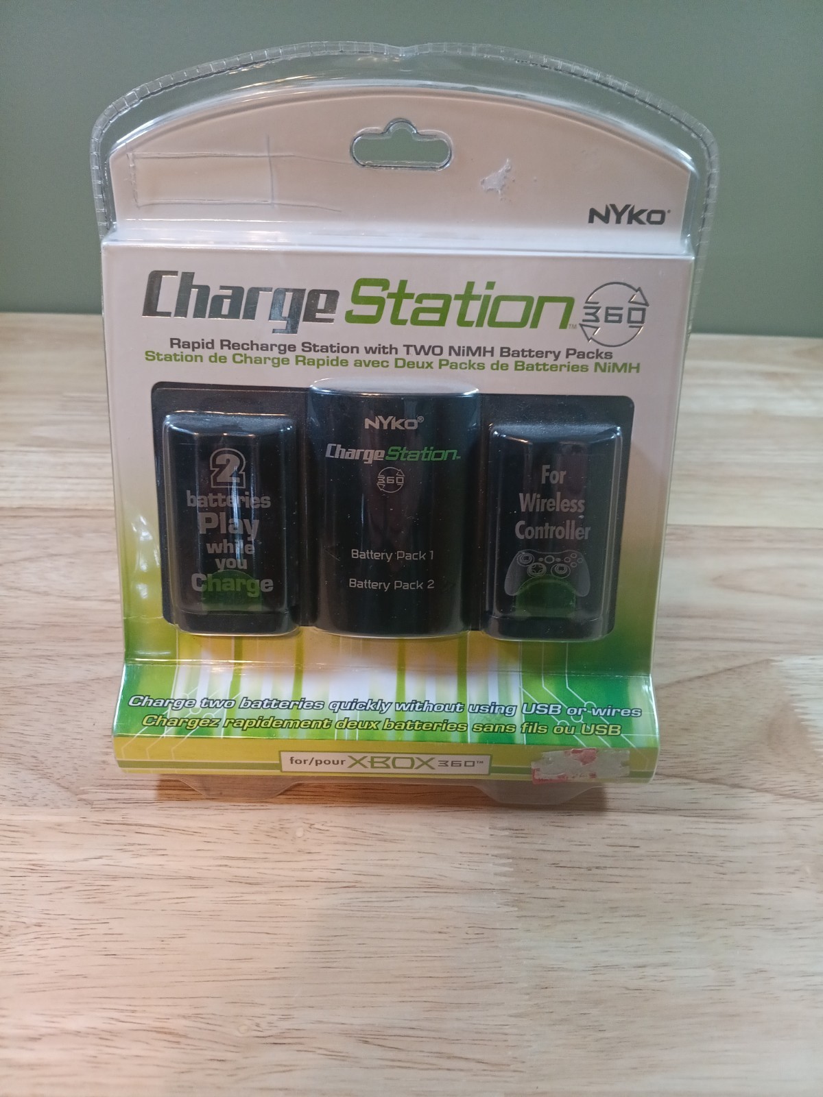 Nyko Xbox 360 Battery Charge Station 360 Charger 86026-A50 New Sealed
