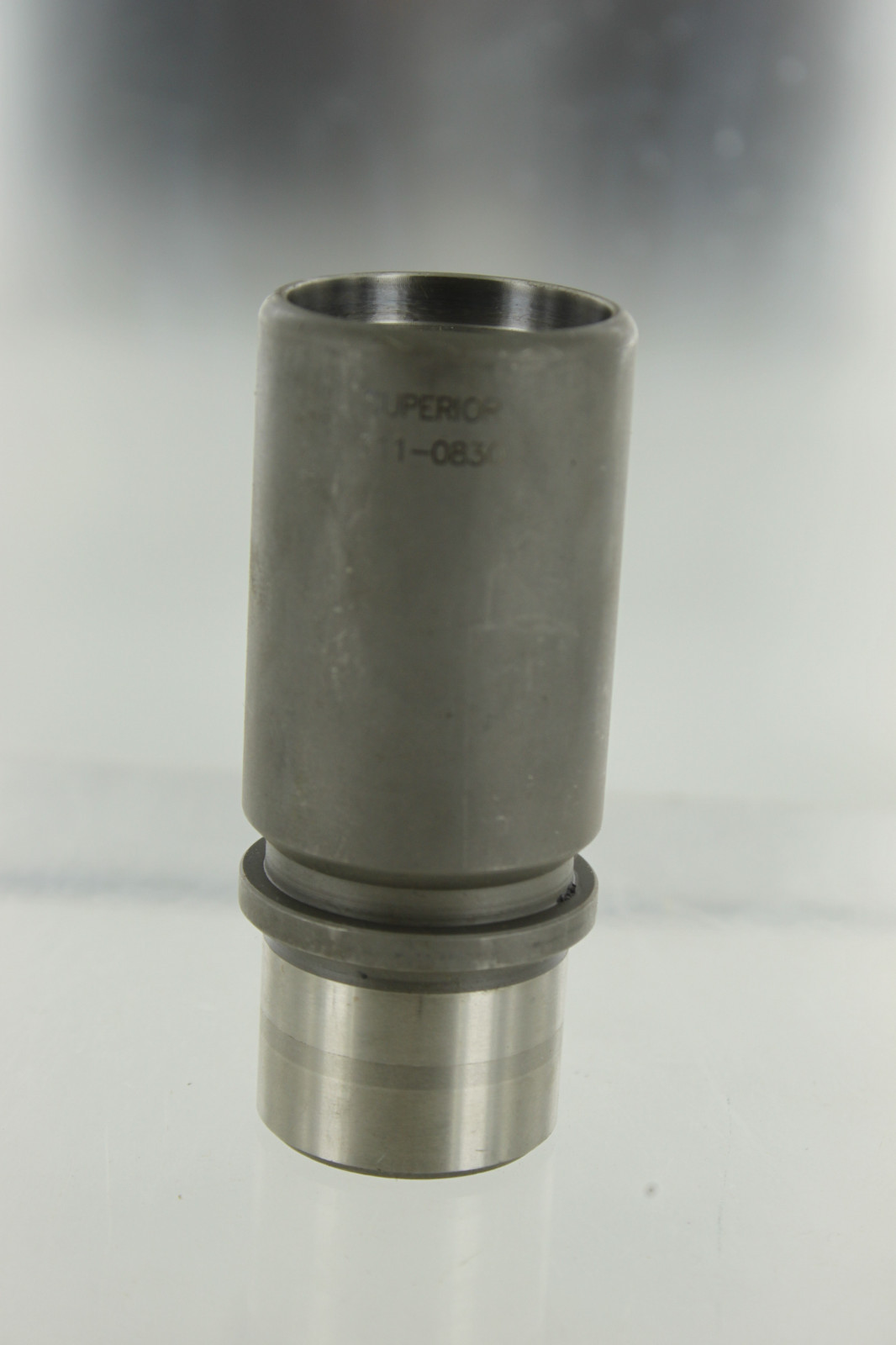 SUPERIOR 311-0830 BUSHING NEW