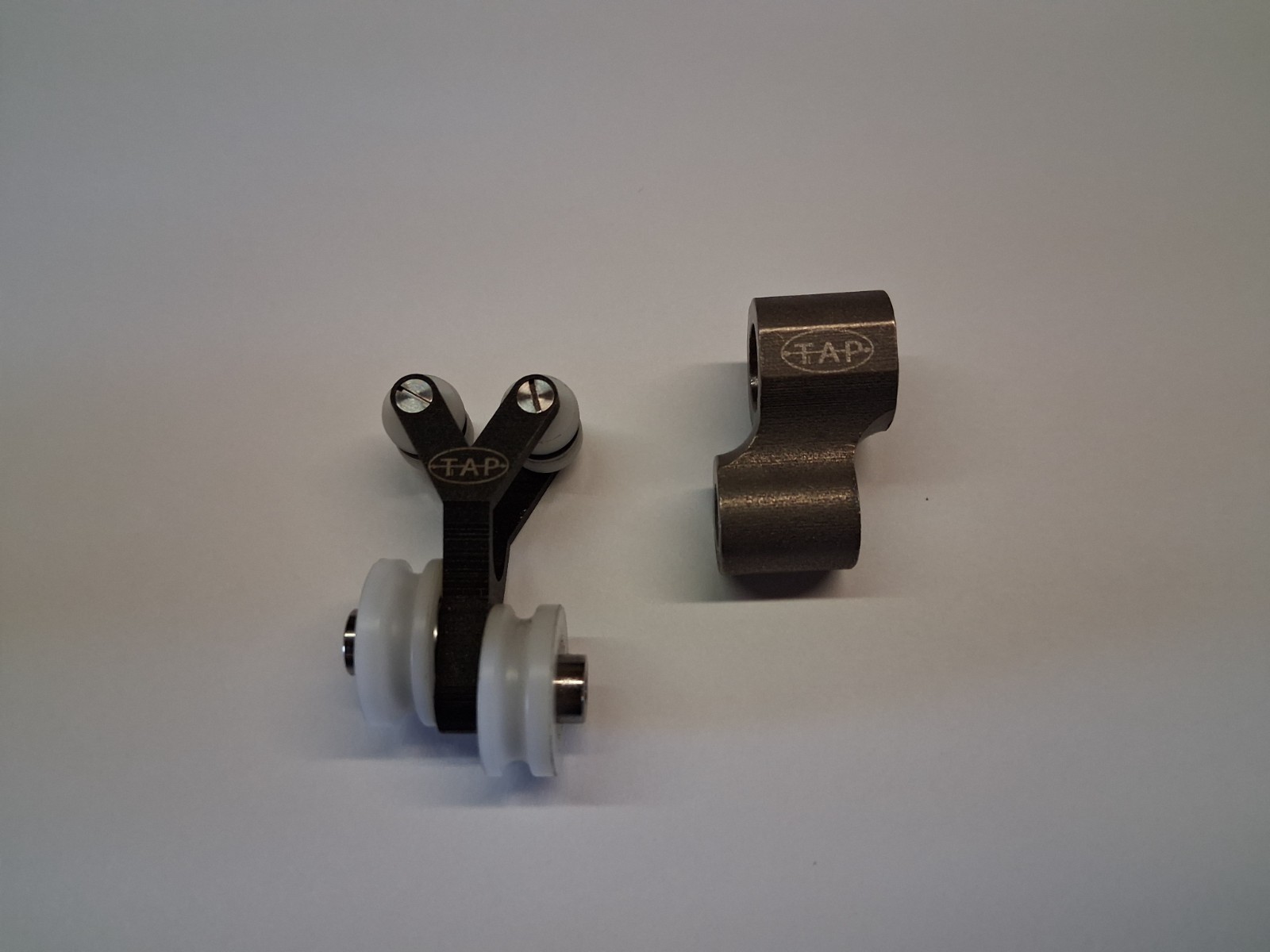 TAP PSE Roller Guide mount and roller
