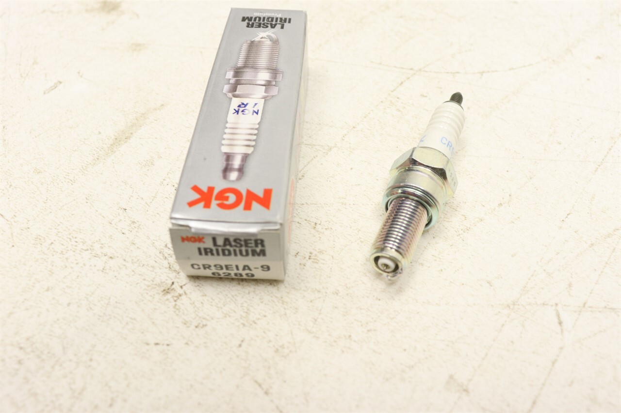 NGK Laser Iridium Spark Plug CR9EIA-9 6289 41087