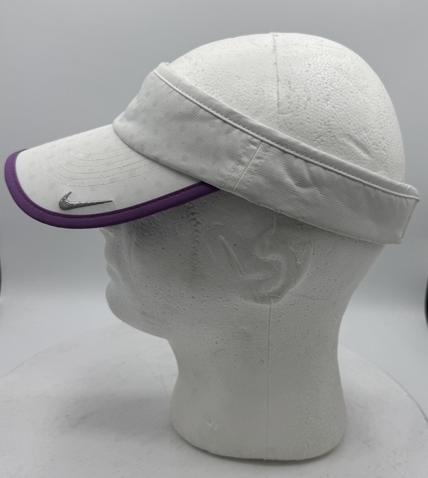 Nike Womens Adjustable Golf Dot Visor White Violet 585922-100 Polka Dot One Size