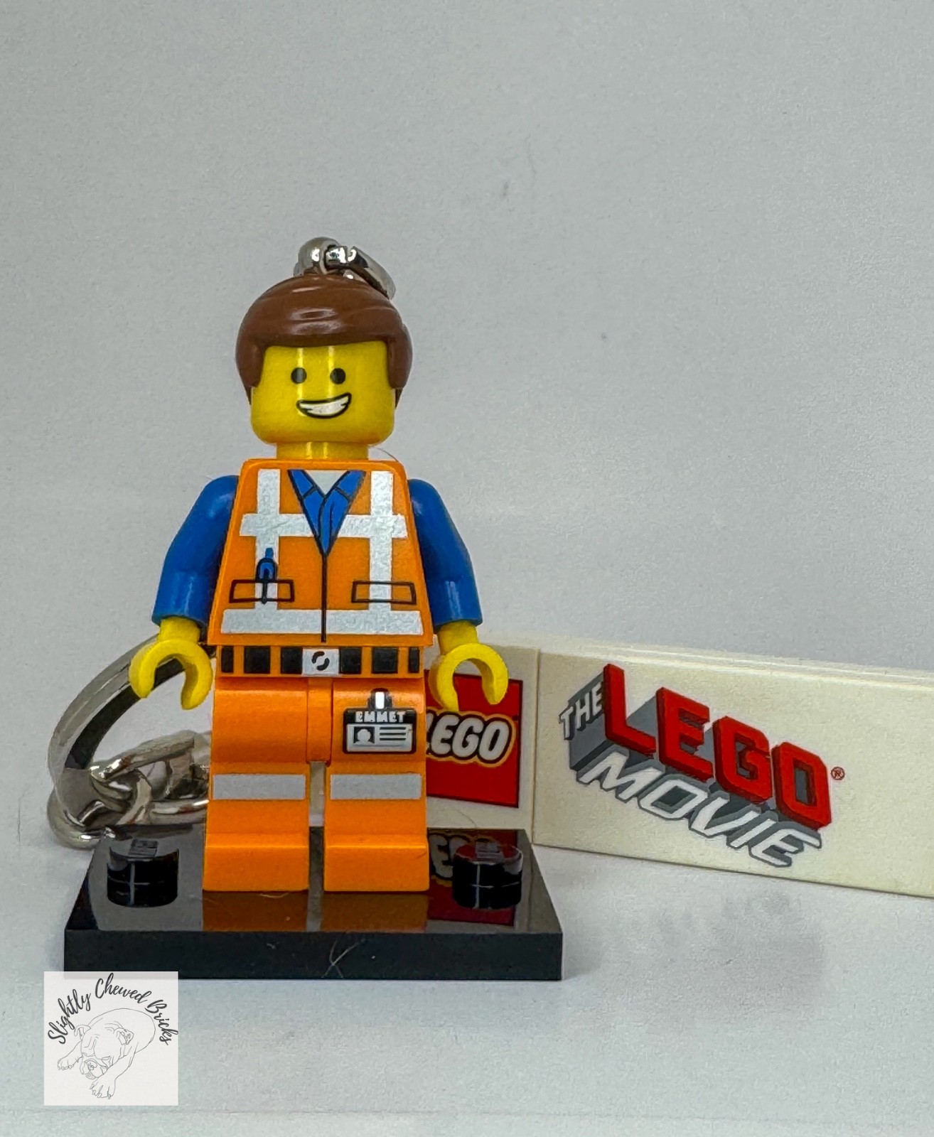 THE LEGO MOVIE Emmet with Brick Tag KEY CHAIN - Dual Face - 850894