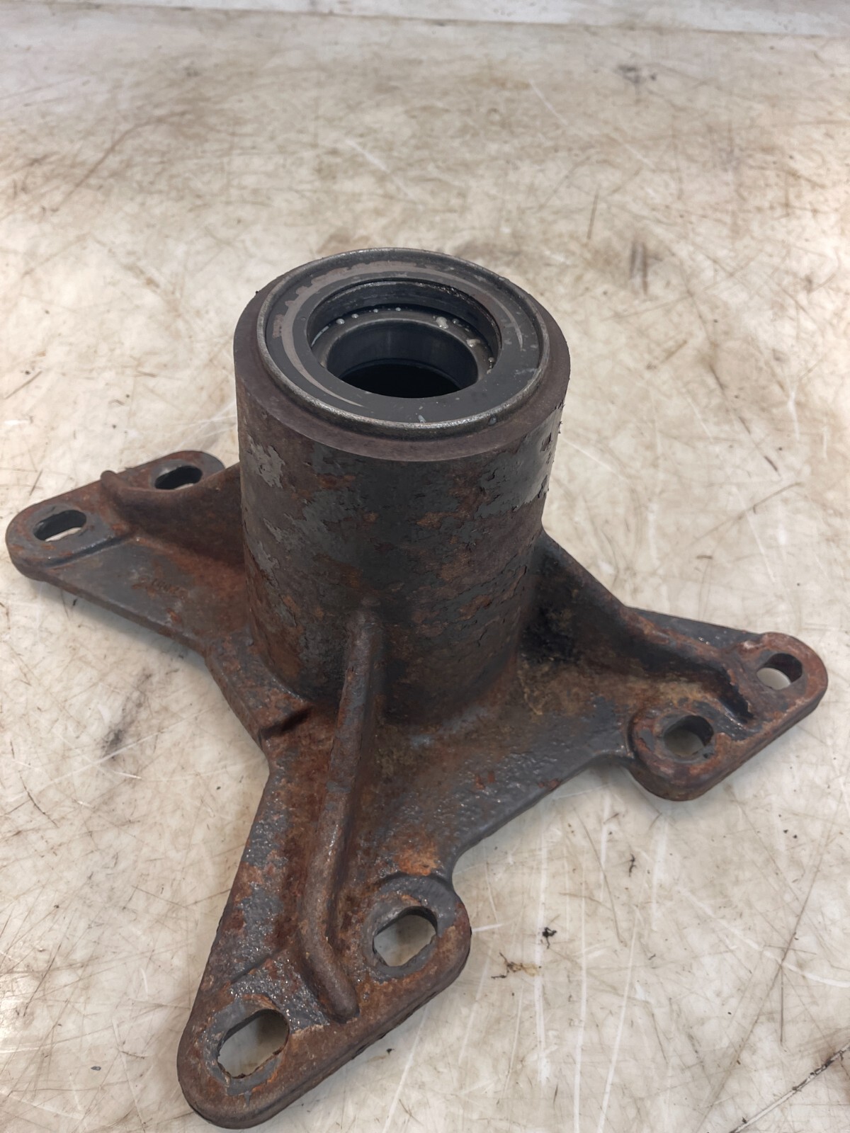 2011 Case SV250 Skid Steer Loader Axle Shaft Housing