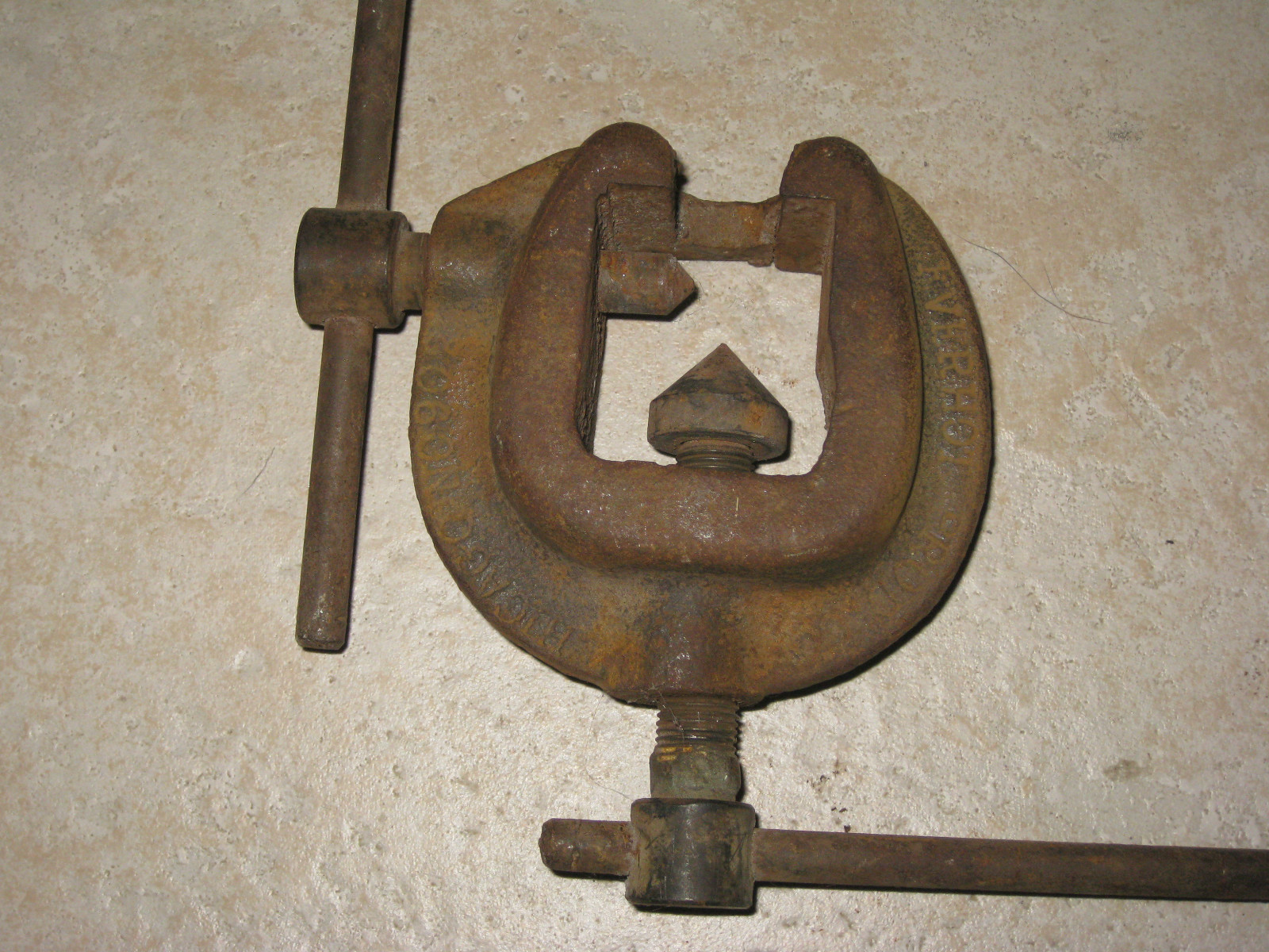 Vintage antique Everhot  pipe flare tool Clamp stamped NO 902 (tag# 211)