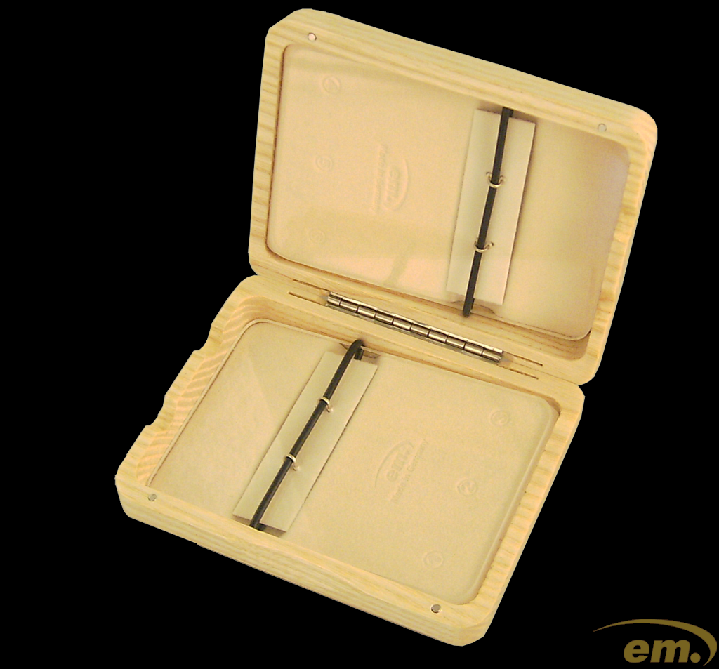 tenor saxophone reed case for 6 reeds