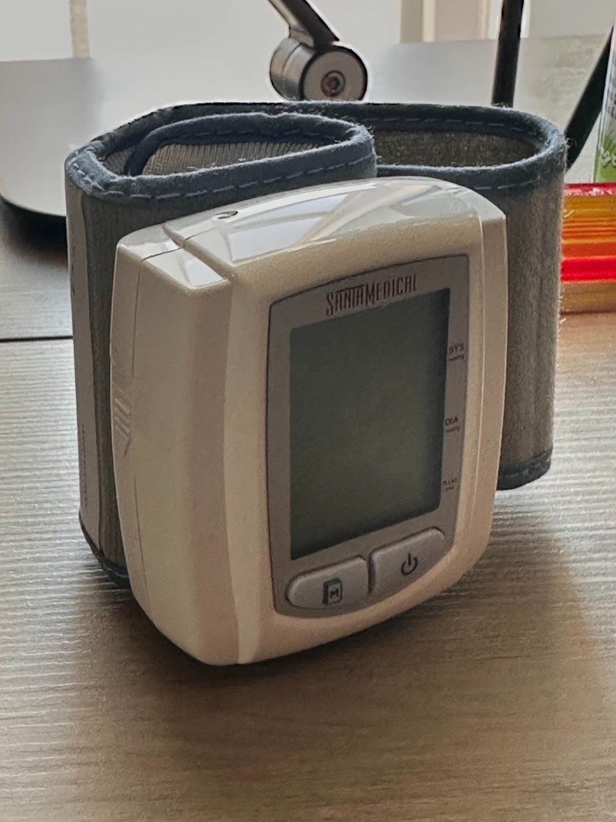 Blood Pressure monitor, Santa Medical bw-210 Cuff & Case *TESTED & WORKING*