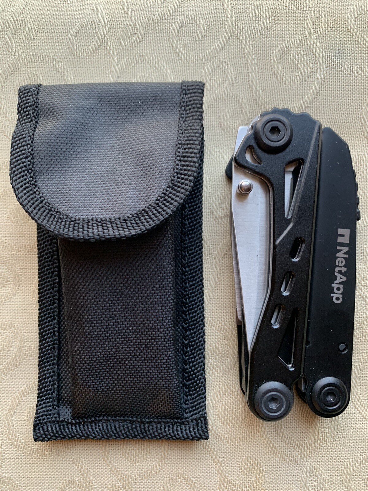 BASECAMP $40 Fire Starter 11 in 1 Multi Tool with Case NEW NIB