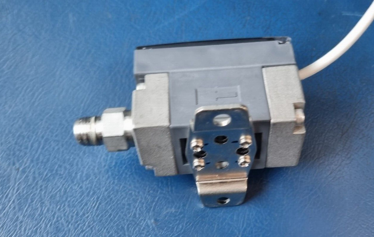 CKD WFK3012S-10-A2 FLOW SENSOR (R1S12.3B2)