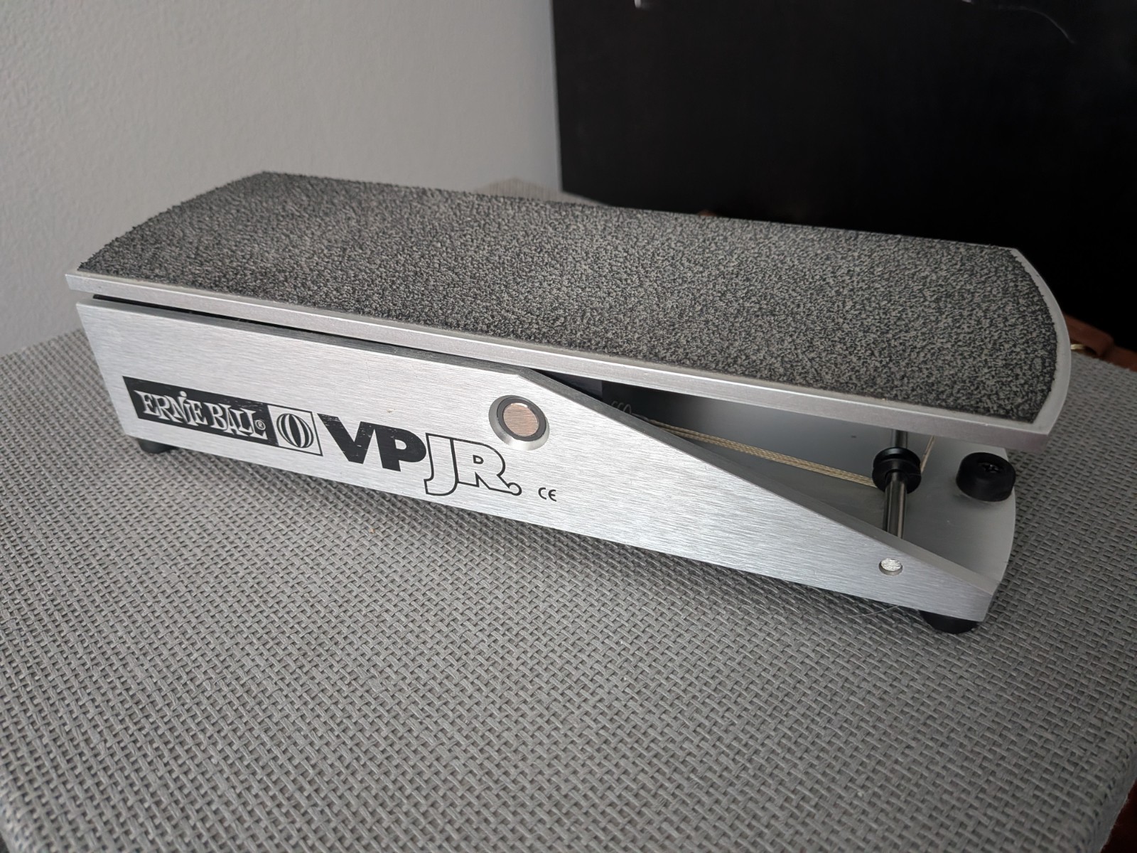 ERNIE BALL VP JR. 25K Ohm Guitar & Bass Volume Pedal Good Condition