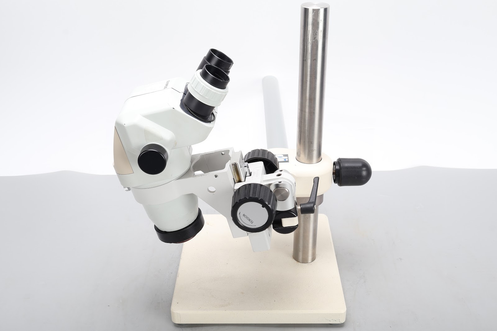 Olympus SZ4045ESD Microscope Head With Nikon Microscope Mount and Stand - Fair