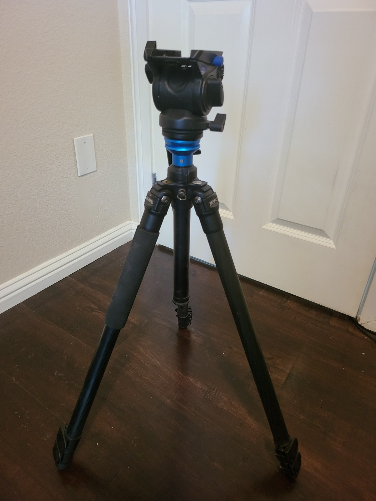 Benro C2573F Carbon Fiber Tripod with S2 Fluid Video Head