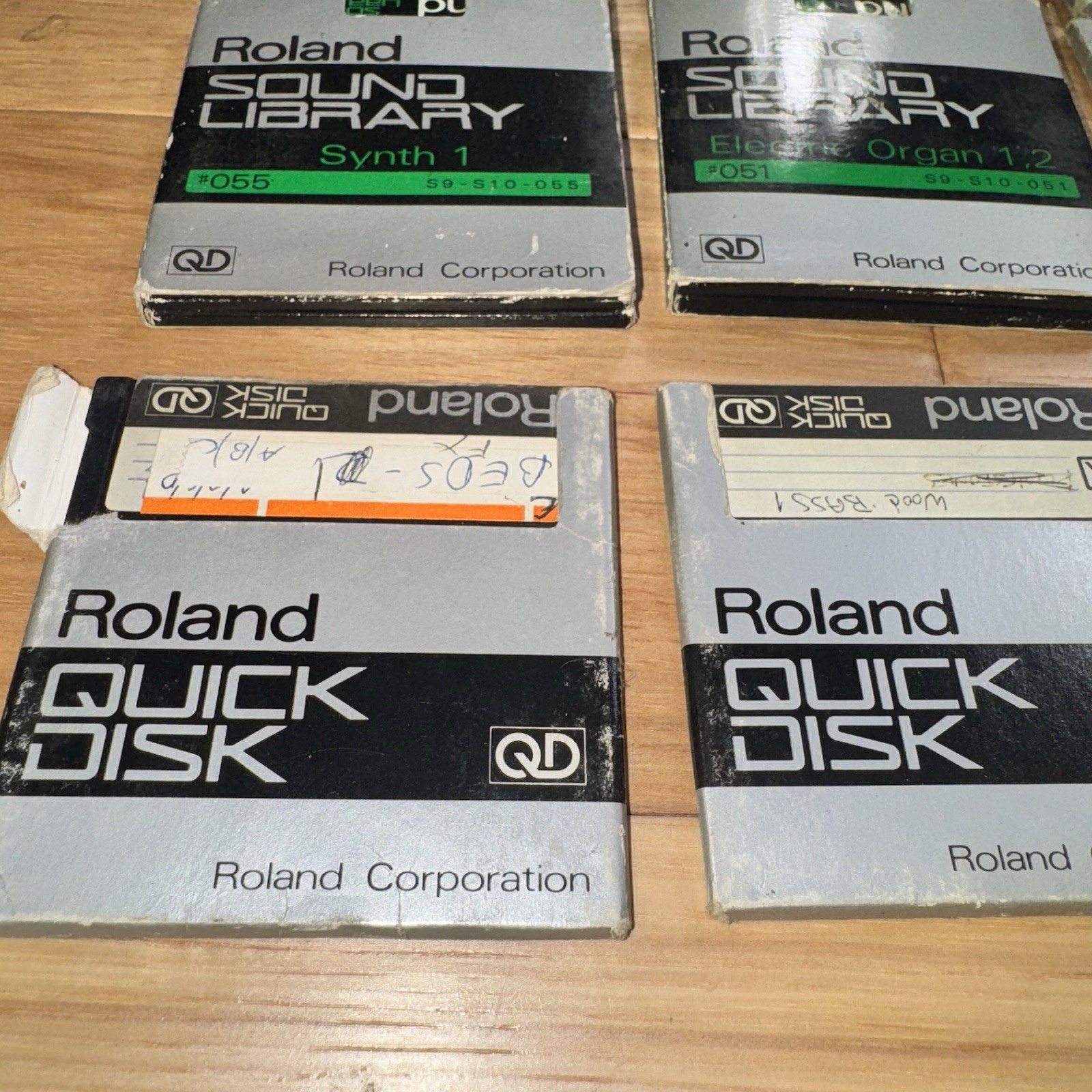 18 Vintage Roland Quick Disk Sound Library Synth, Drum, Organ, Strings Japan