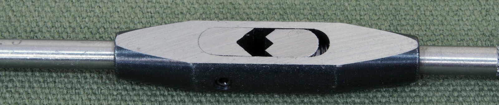 Heavy Duty Tap Holder for small taps 2.0-4.5mm across square, solid steel