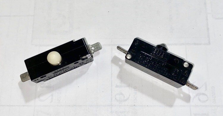 (2) Essex SPST Normally Open 15-amp@125 or 250vac Push Button Quick Connect Term