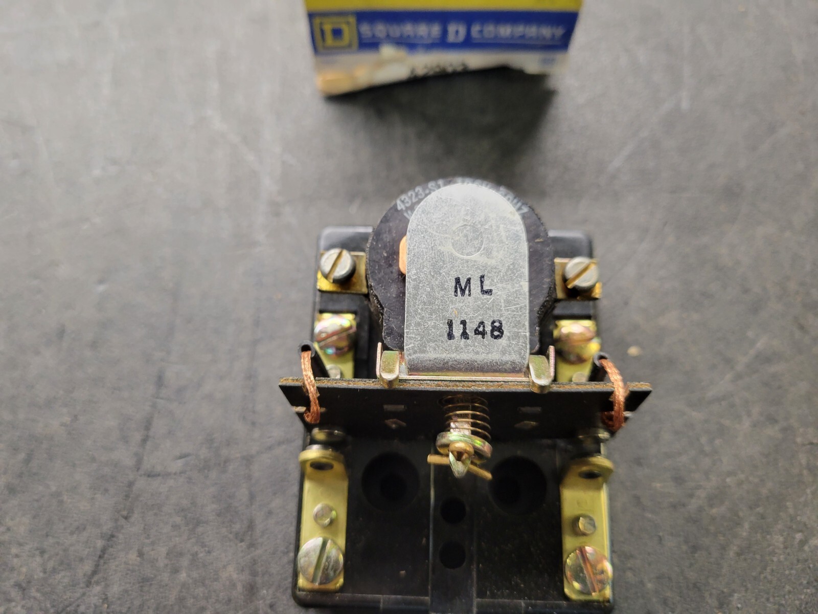 Square D 8501 CO-2 AC Control Relay.