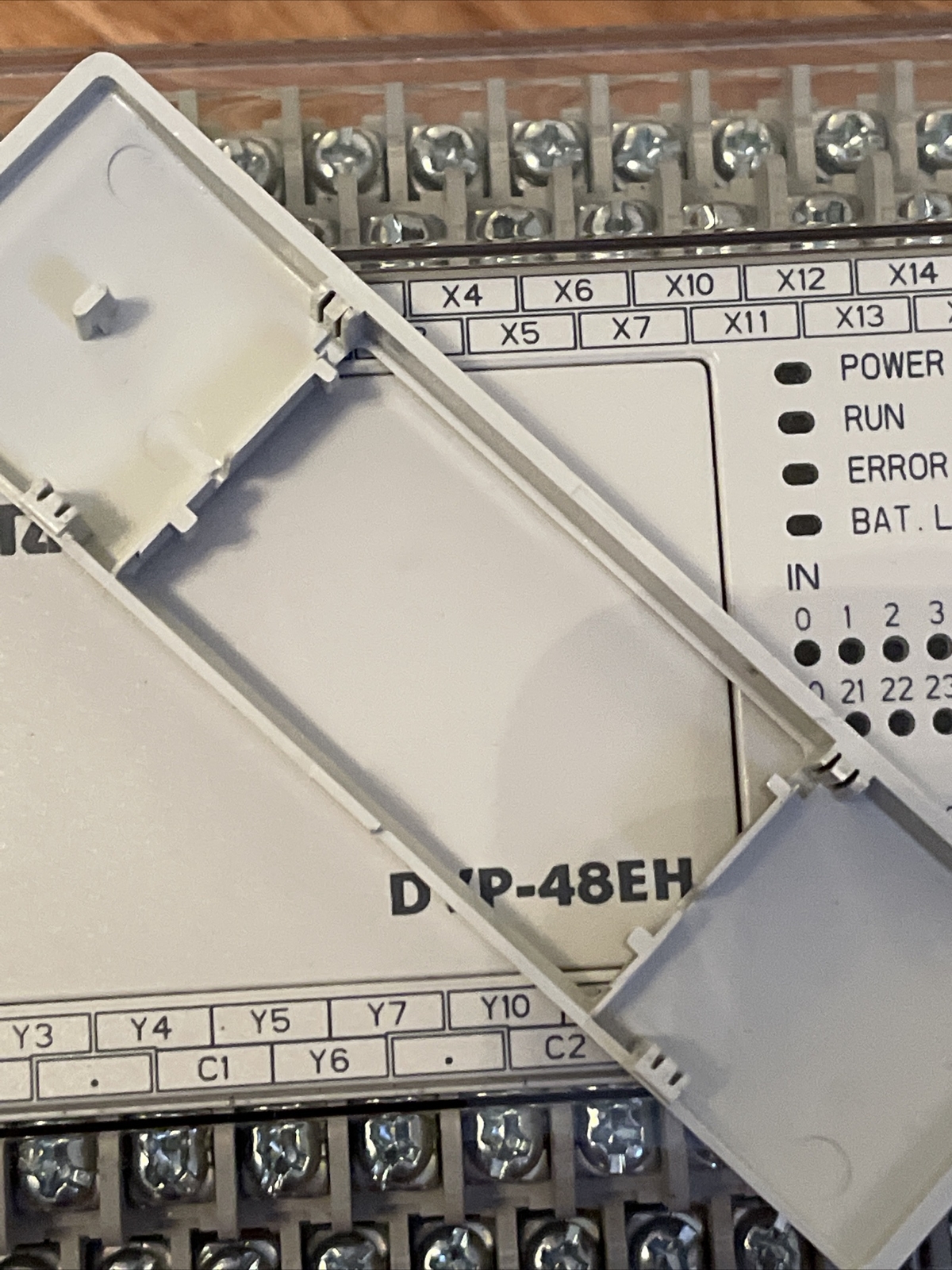 DELTA DVP48EH00T3 PLC Module NPN Transistor Programmable Controller