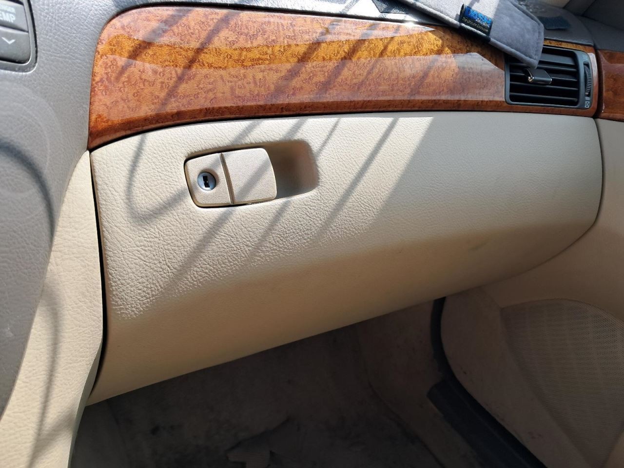 LS430 2004 Glove Box 4793640