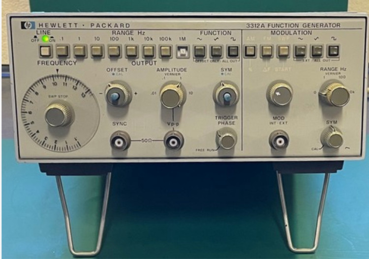 HP Hewlett Packard 3312A Function Generator