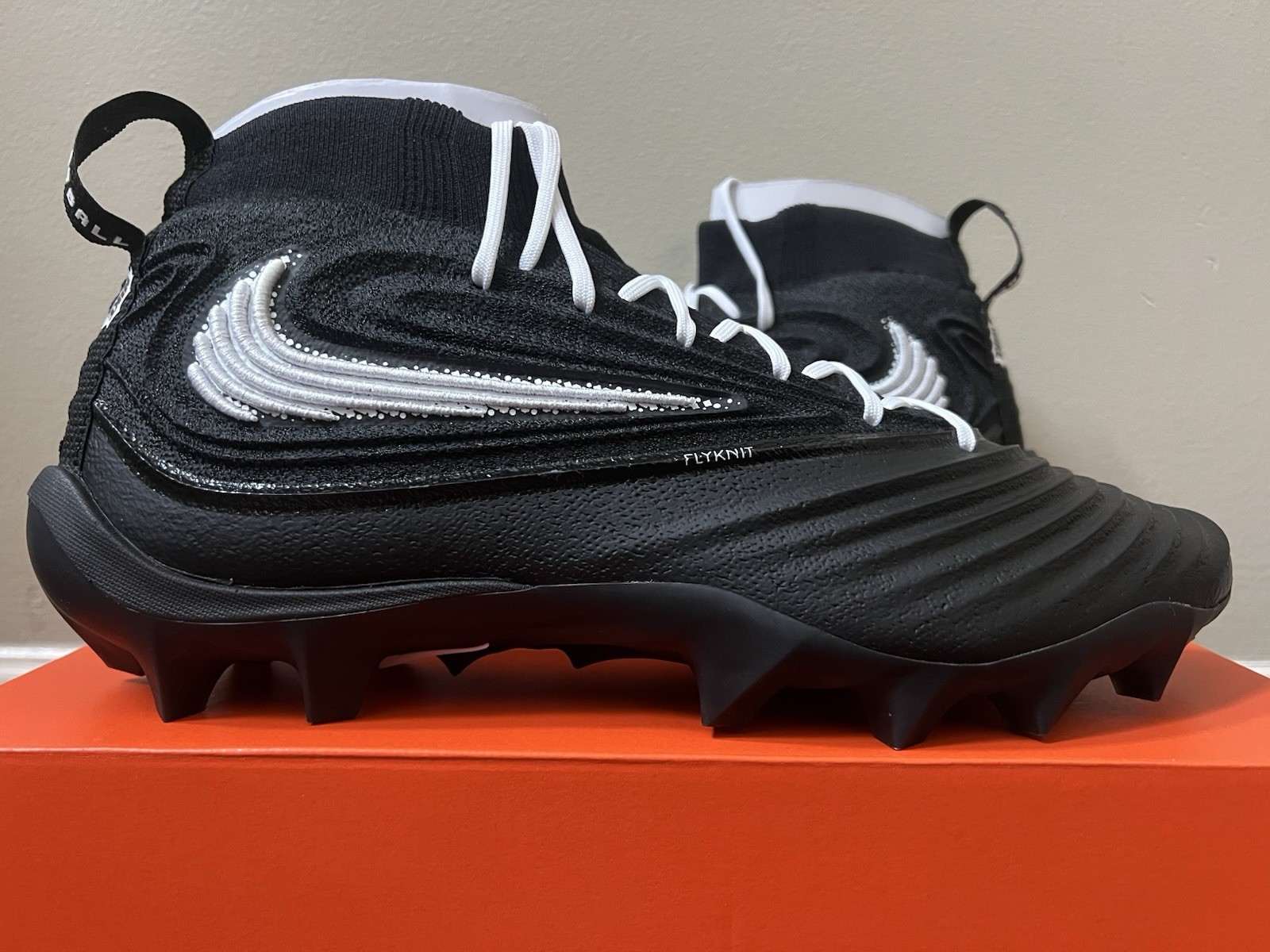 Nike Alpha Menace 5 Elite Football Cleats Black White HV7018-001
