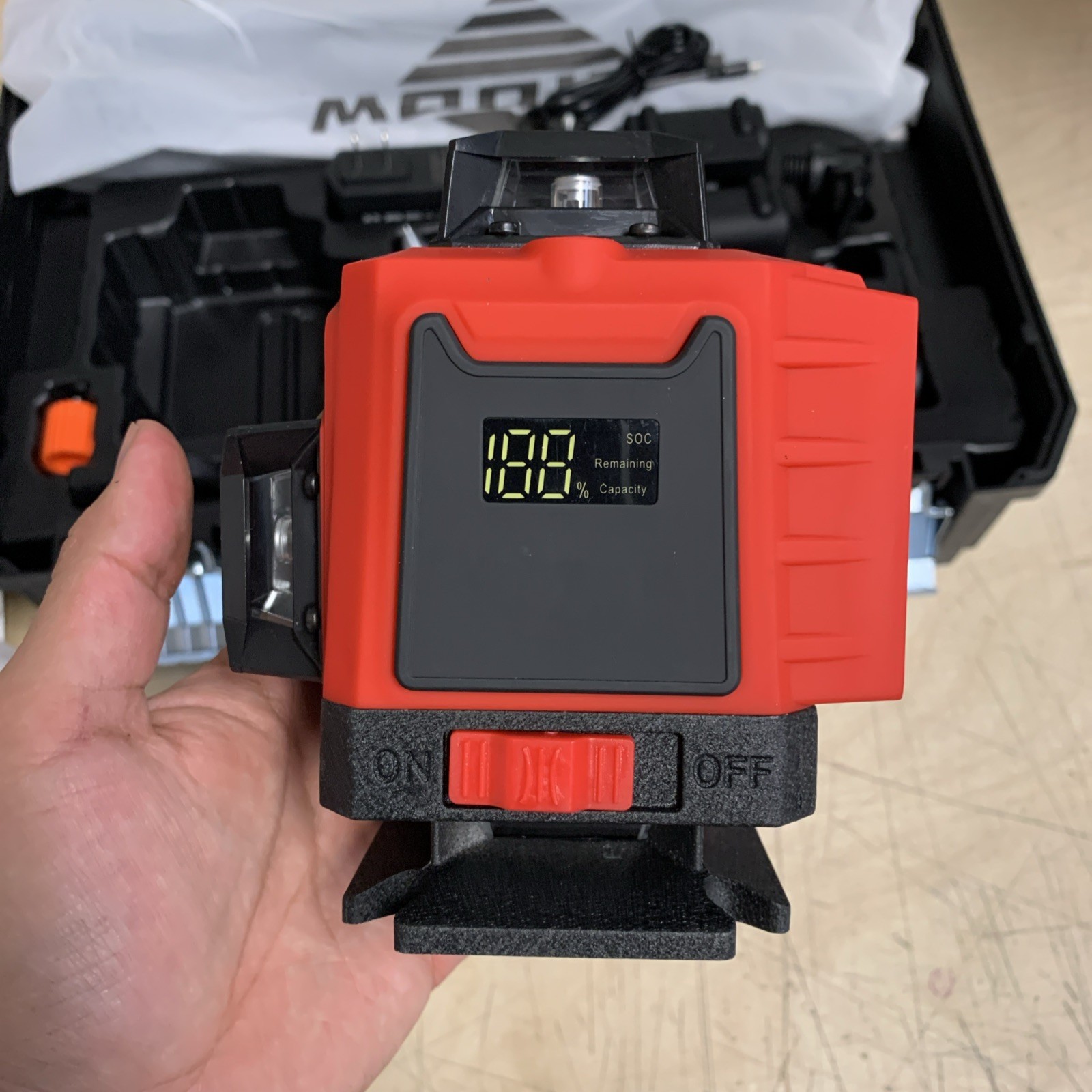 Laser Level With Tripod XL 2 Batteries