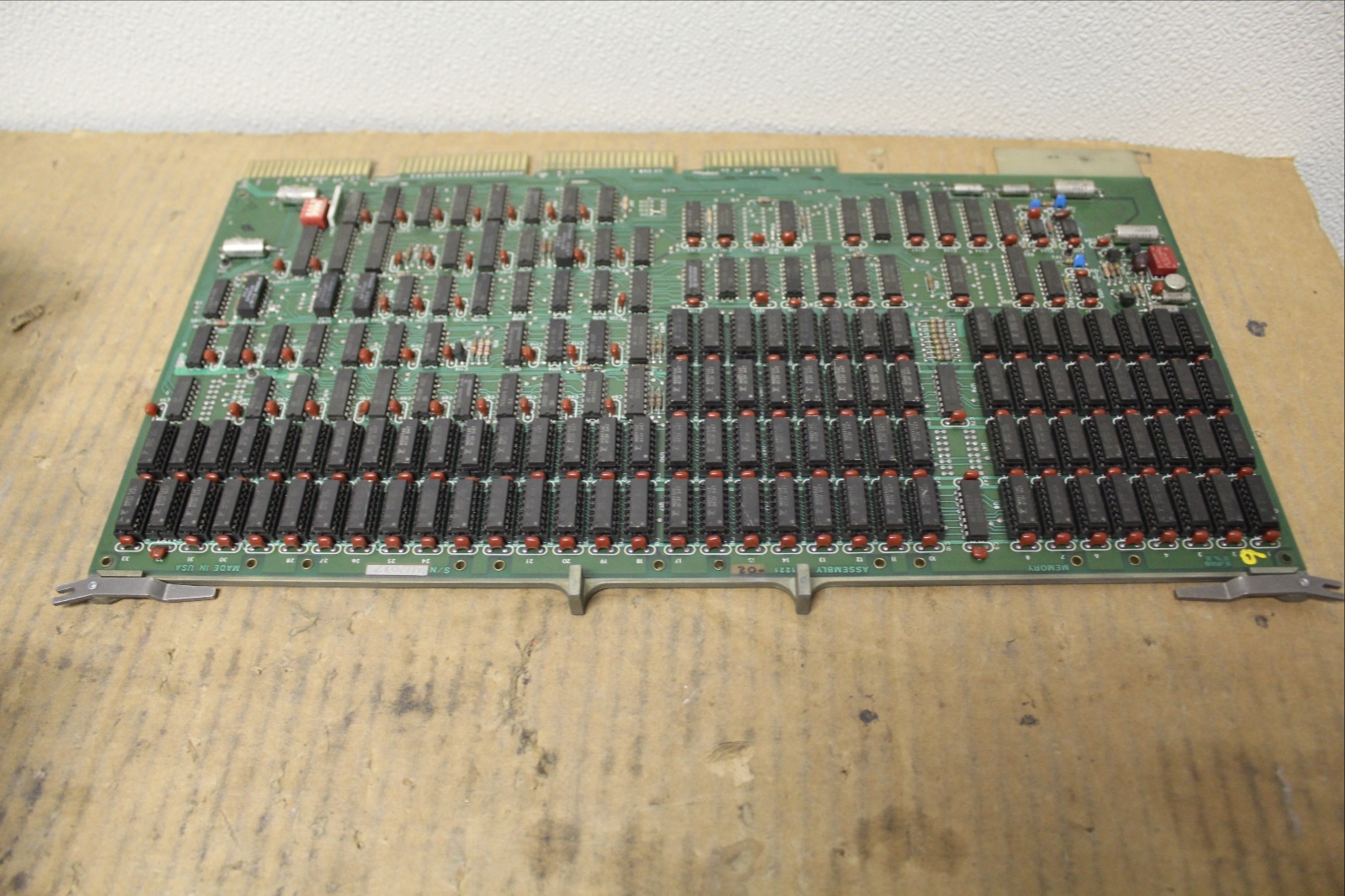 K&T KEARNEY & TRECKER MEMORY CIRCUIT BOARD CARD 1-21221-02 12122102