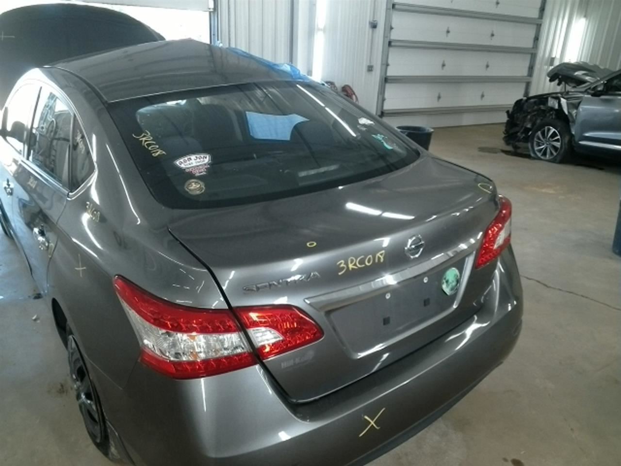 Driver Left Front Spindle/Knuckle Fits 11-25 LEAF 104814740