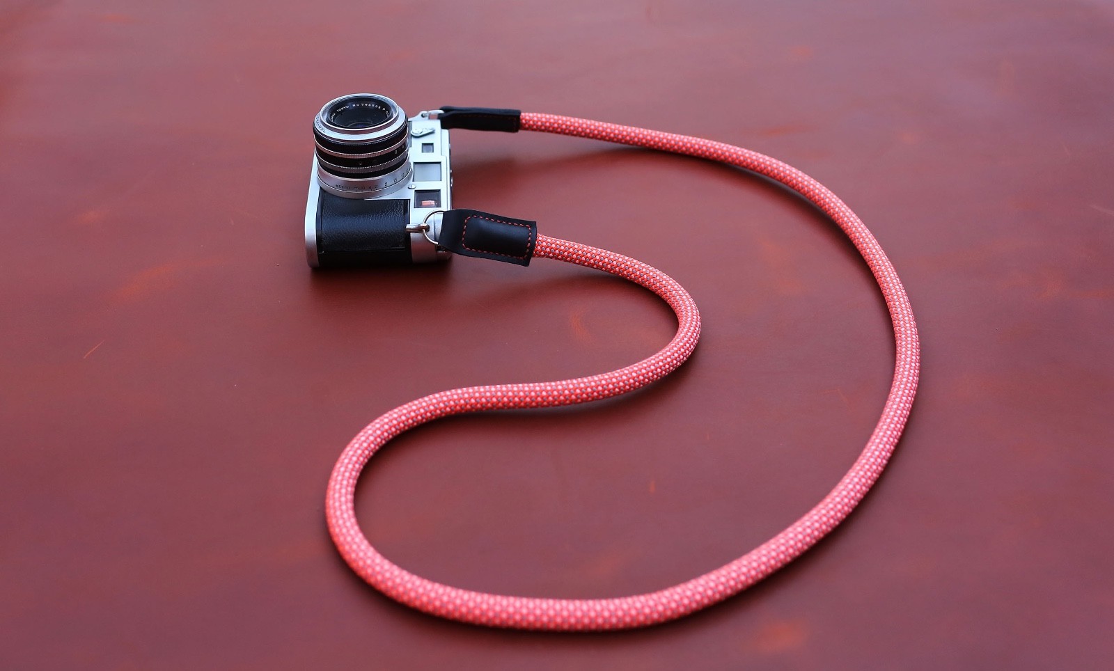 Spotted Climbing Rope Camera Strap | Crimson & Ash Grey