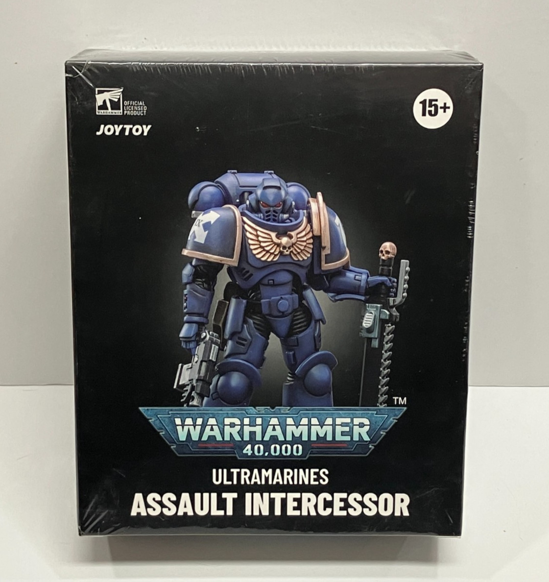 JOY TOY Warhammer 40K Ultramarines Assault Intercessor 1/18 action figure (NEW)