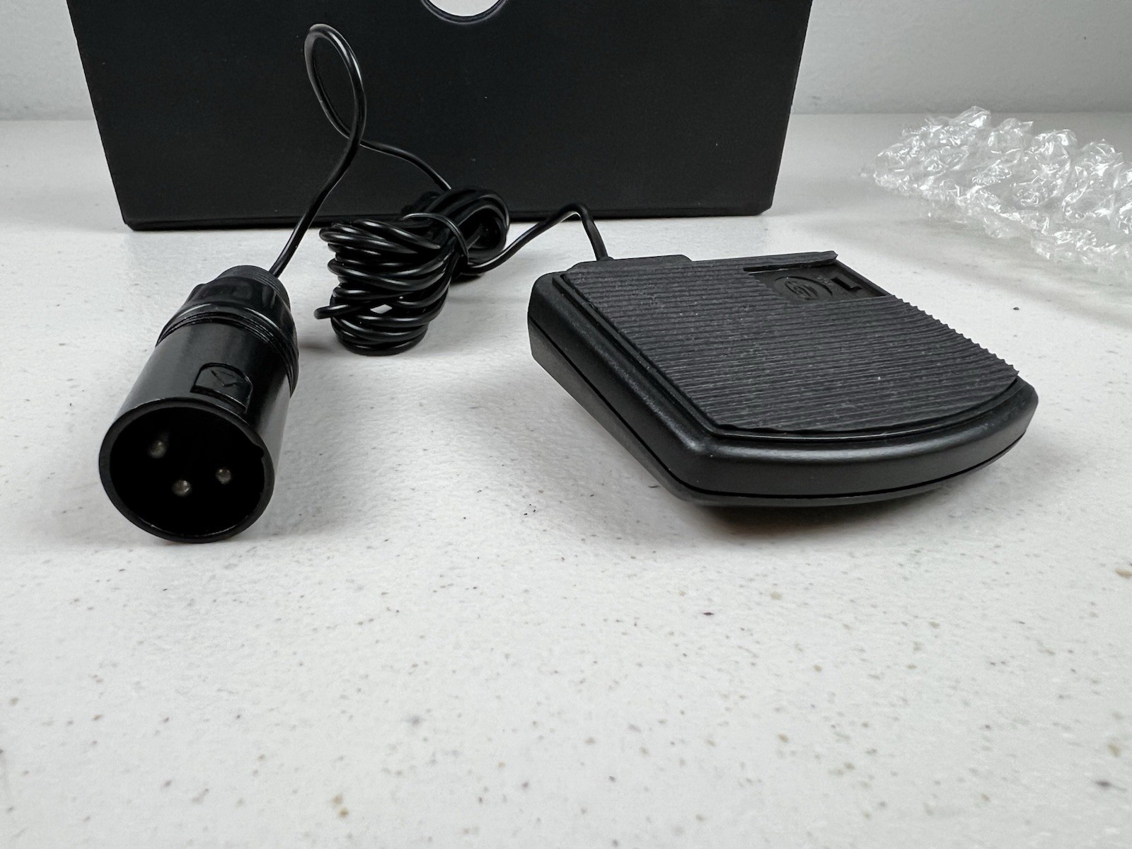 Near Mint Martel XLR CG-1 Conference Grabber Microphone