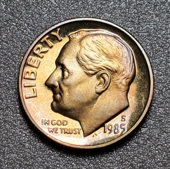 TONED 1985 S ROOSEVELT DIME PROOF UNC #P477
