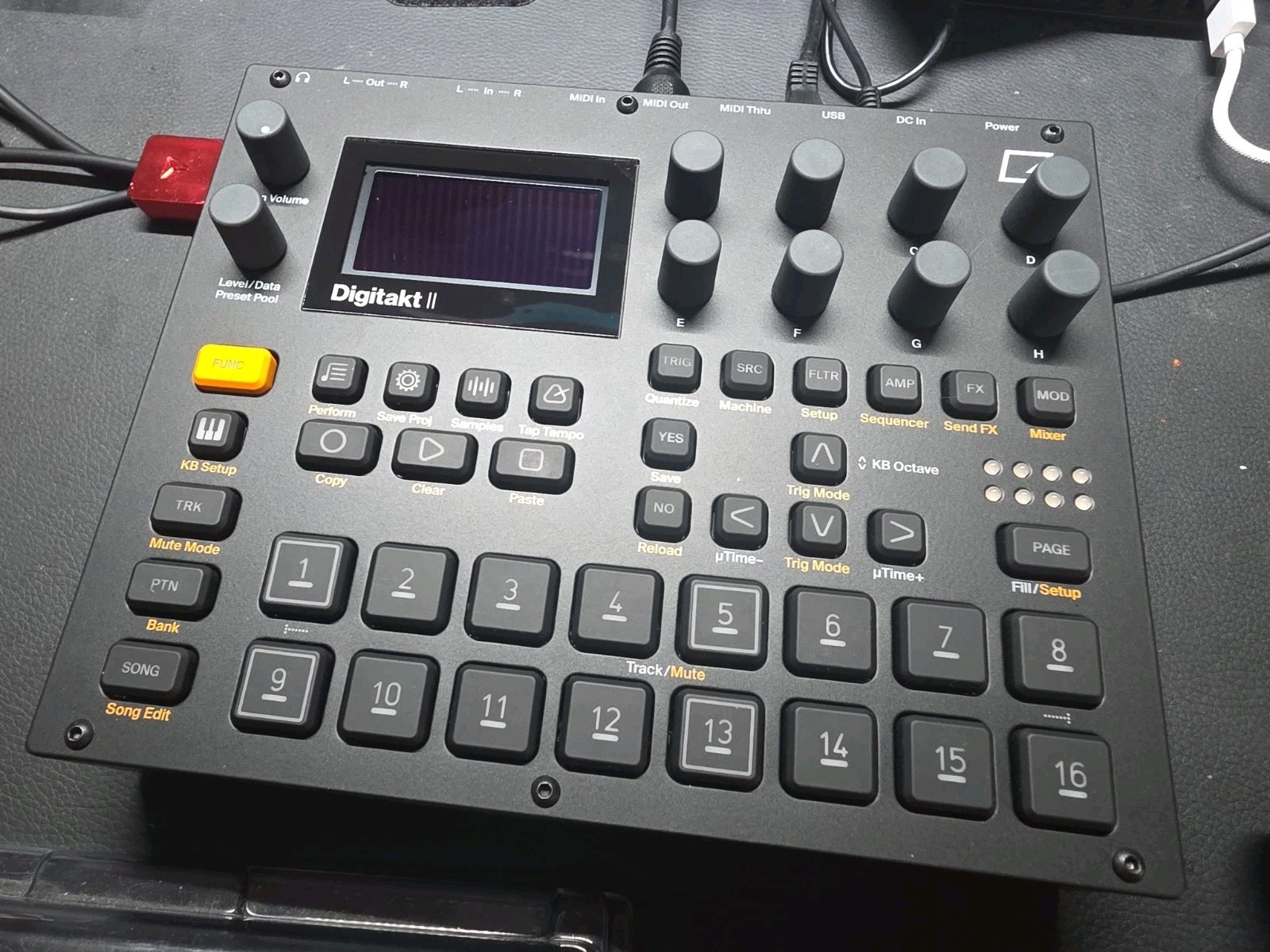 Elektron Digitakt 2 II Digital Drum Machine - With Deck Saver