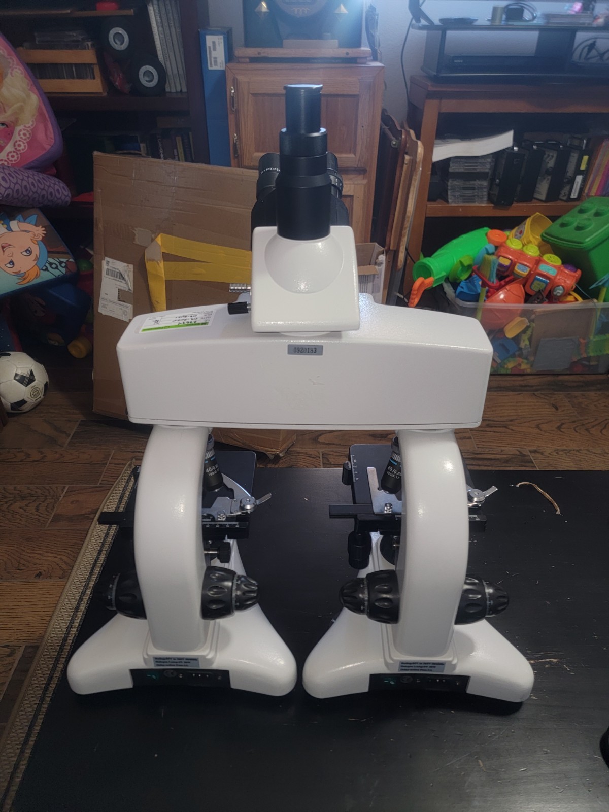 Brunel SP550 Comparison Microscope 4 Objectives 4/10/40/100x Trinocular Head