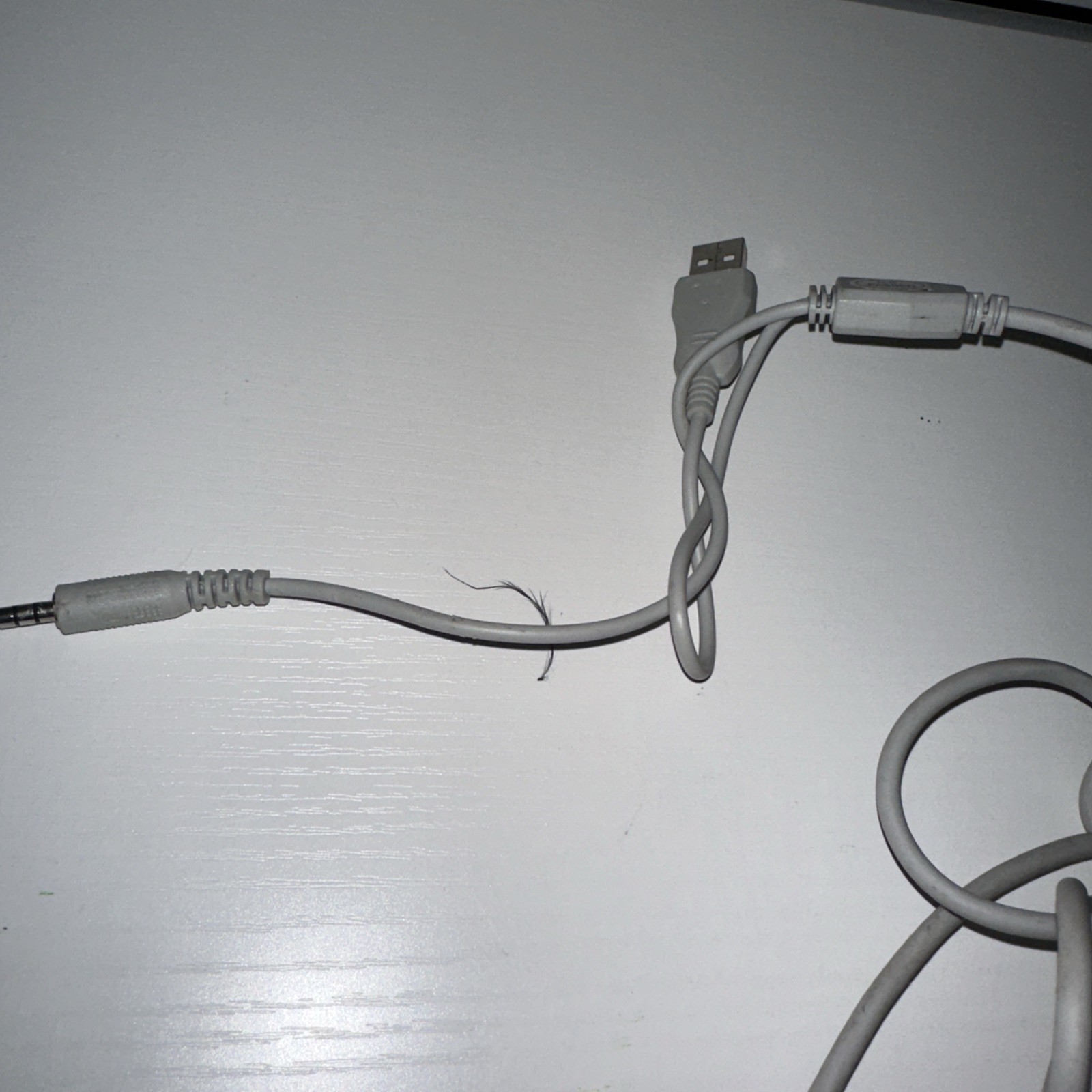 #Z10- PeohZarr Diamond Series White Gaming Headset Untested